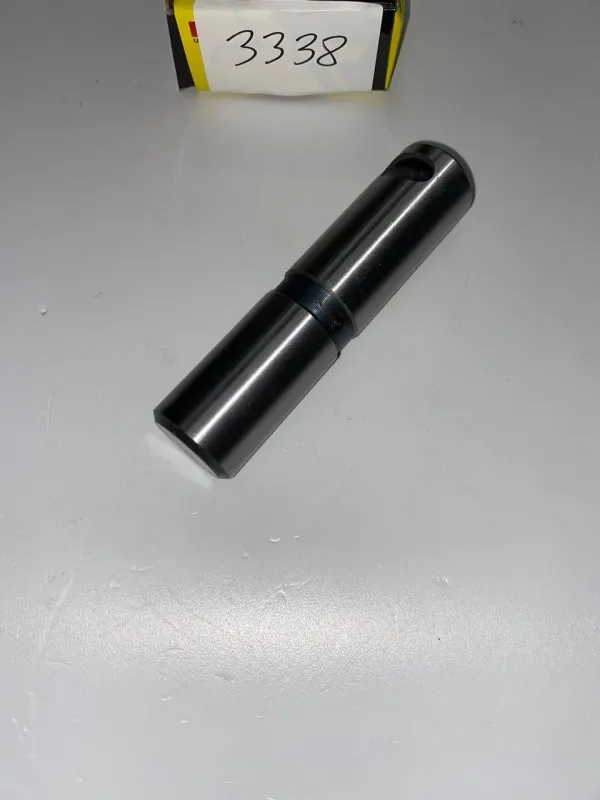 Палец рессоры задней (задн.нижн.серьги) (8415)(sp34)